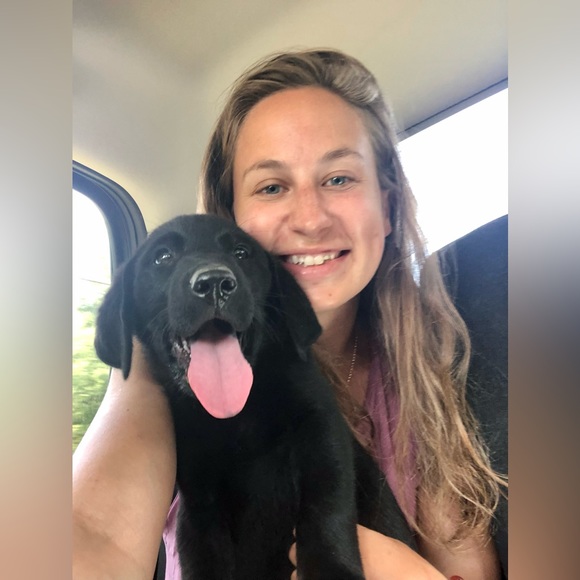 Meet your Posher, Abby - Picture 4 of 14